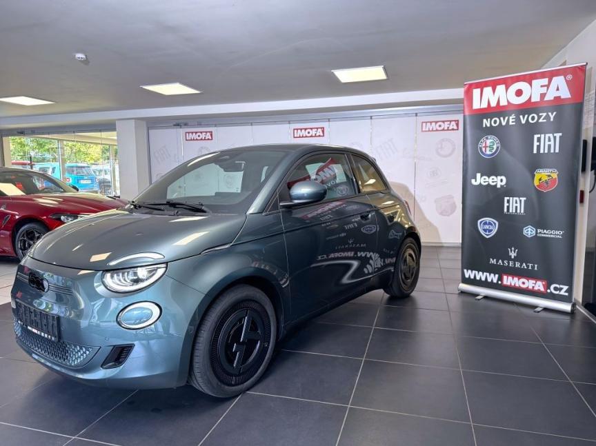 Fiat 500e BEV Giorgio Armani 320km 42 kWh 118k *231*