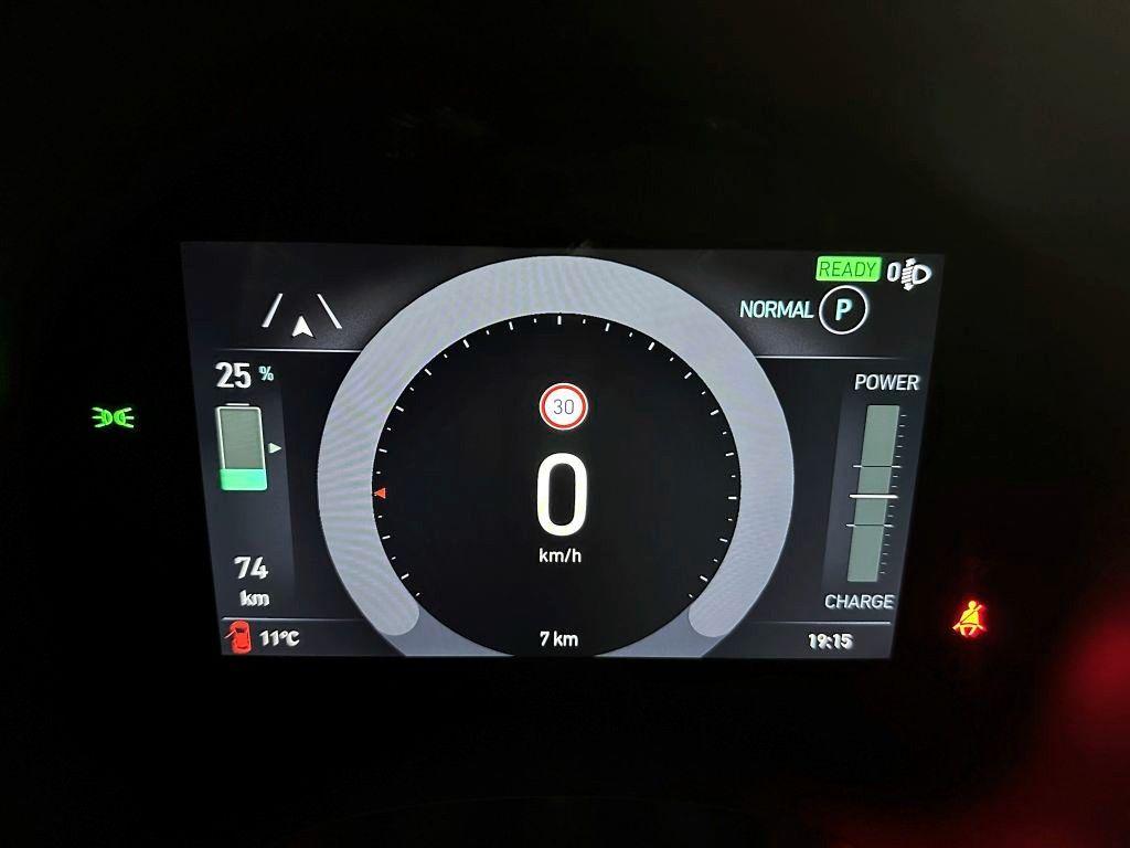 Fiat osobní 500e BEV Icon 3+1 320km 42 kWh 118k *330* k