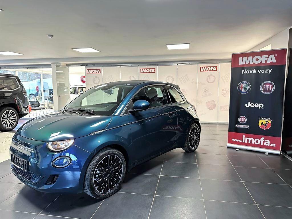 Fiat osobní 500e BEV Icon 3+1 320km 42 kWh 118k *330* k