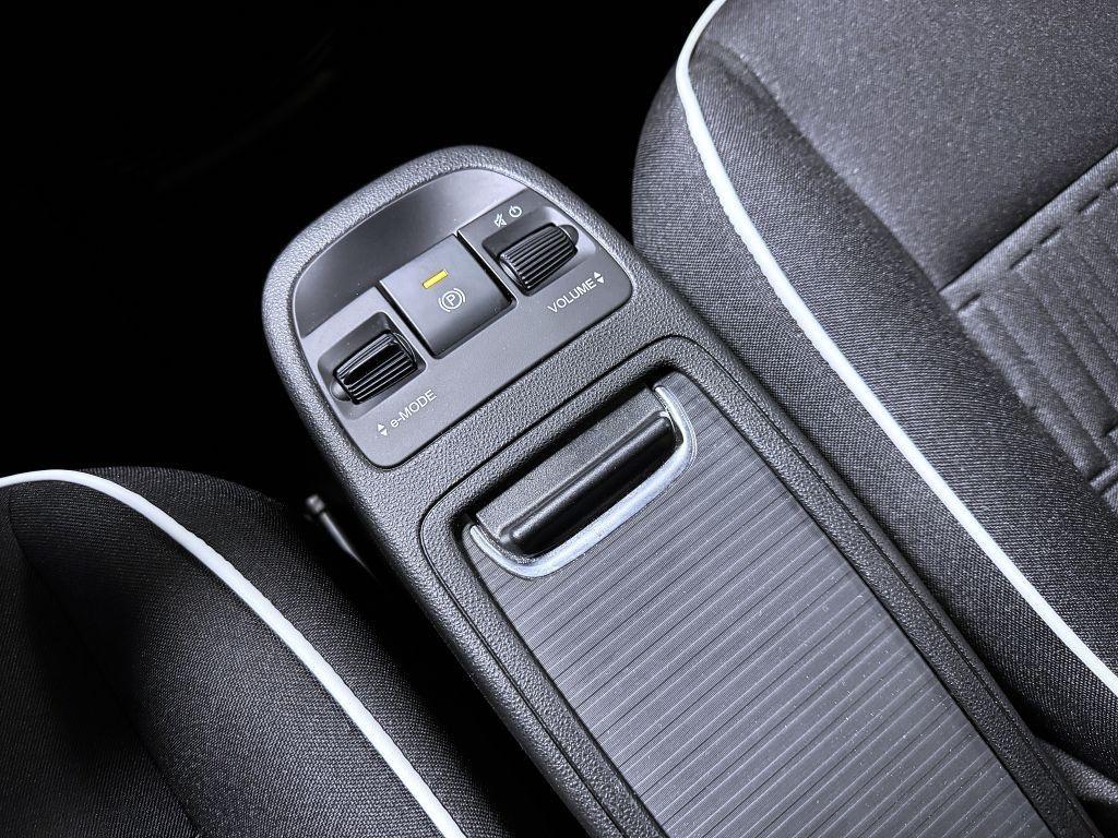 Fiat osobní 500e BEV Icon 320km 42 kWh 118k reg. 06/2023