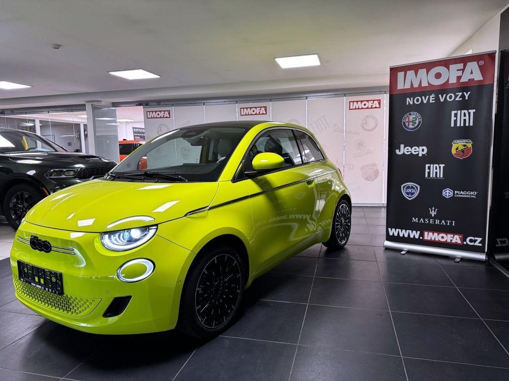 Fiat osobní 500e BEV La Prima 3+1 320km 42 kWh 118k *076*