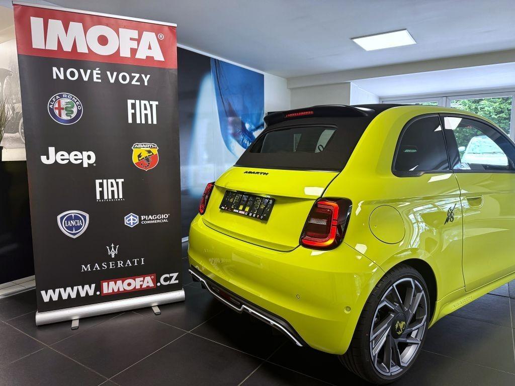Abarth 500e Cabrio 155k Turismo *293* e
