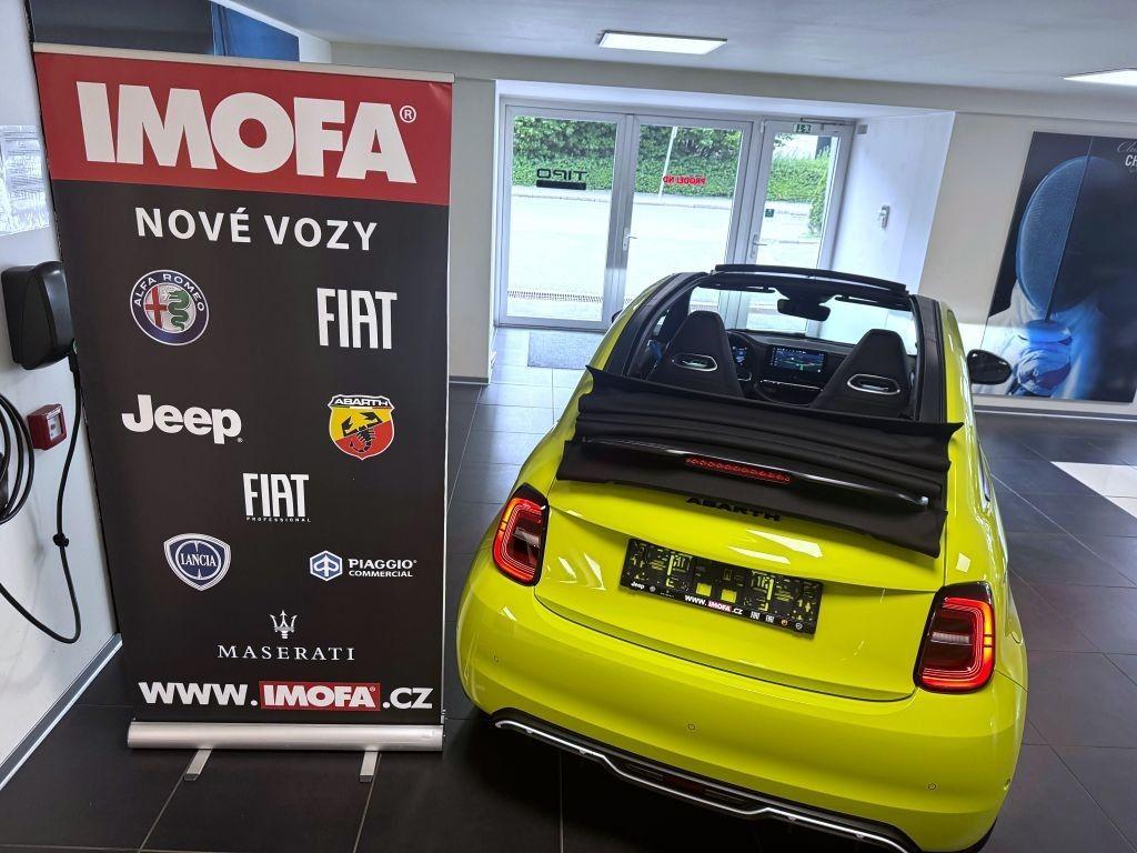 Abarth 500e Cabrio 155k Turismo *293* e