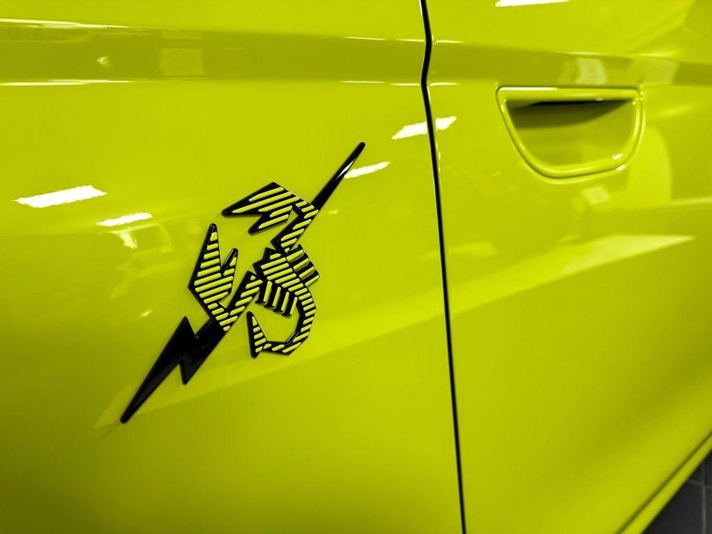 Abarth 500e Cabrio 155k Turismo *293* e