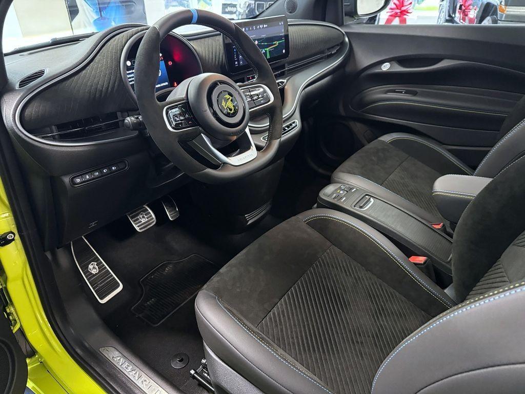 Abarth 500e Cabrio 155k Turismo *293* e