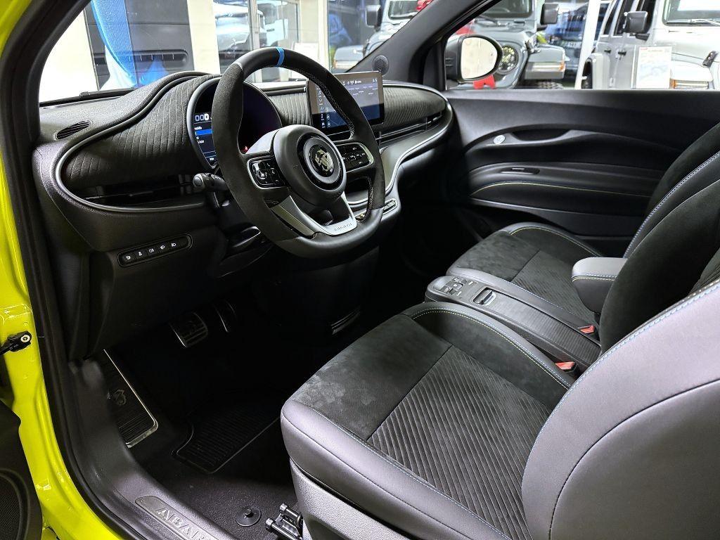 Abarth 500e HB 155k Turismo *279*