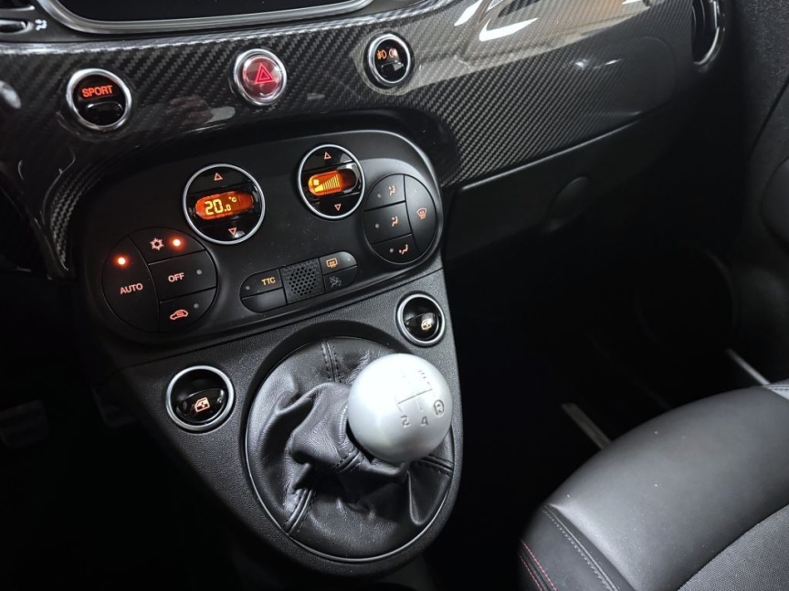 Abarth 595 1.4 T-Jet 180k MT Esseesse