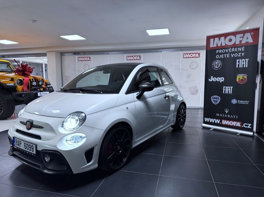 Abarth 595 1.4 T-Jet 180k MT Esseesse
