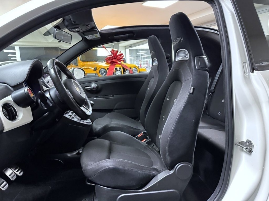 Abarth 595C 1.4 Turbo T-Jet 145k MT