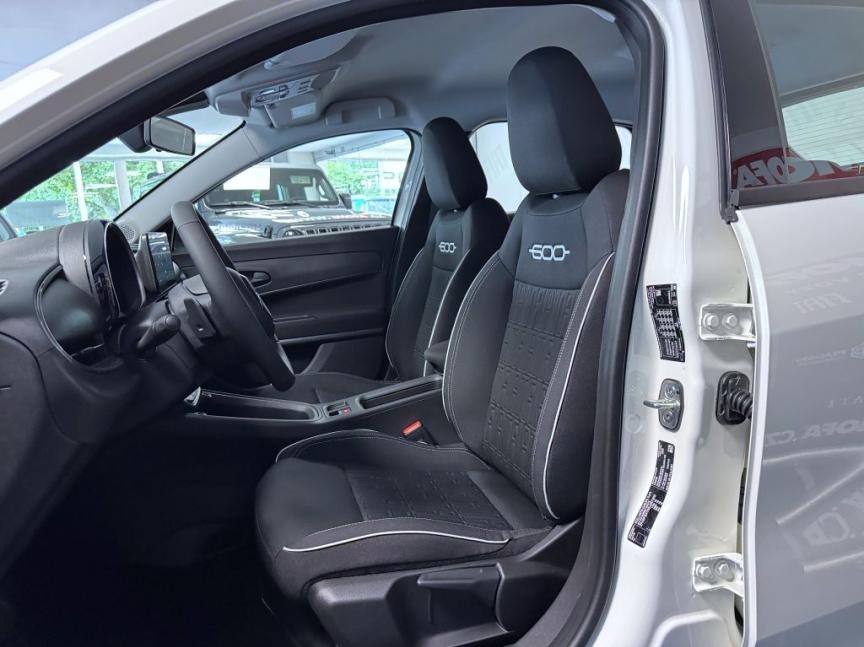 Fiat 600 1.2 Turbo Hybrid 100k MHEV eDCT6 *064*
