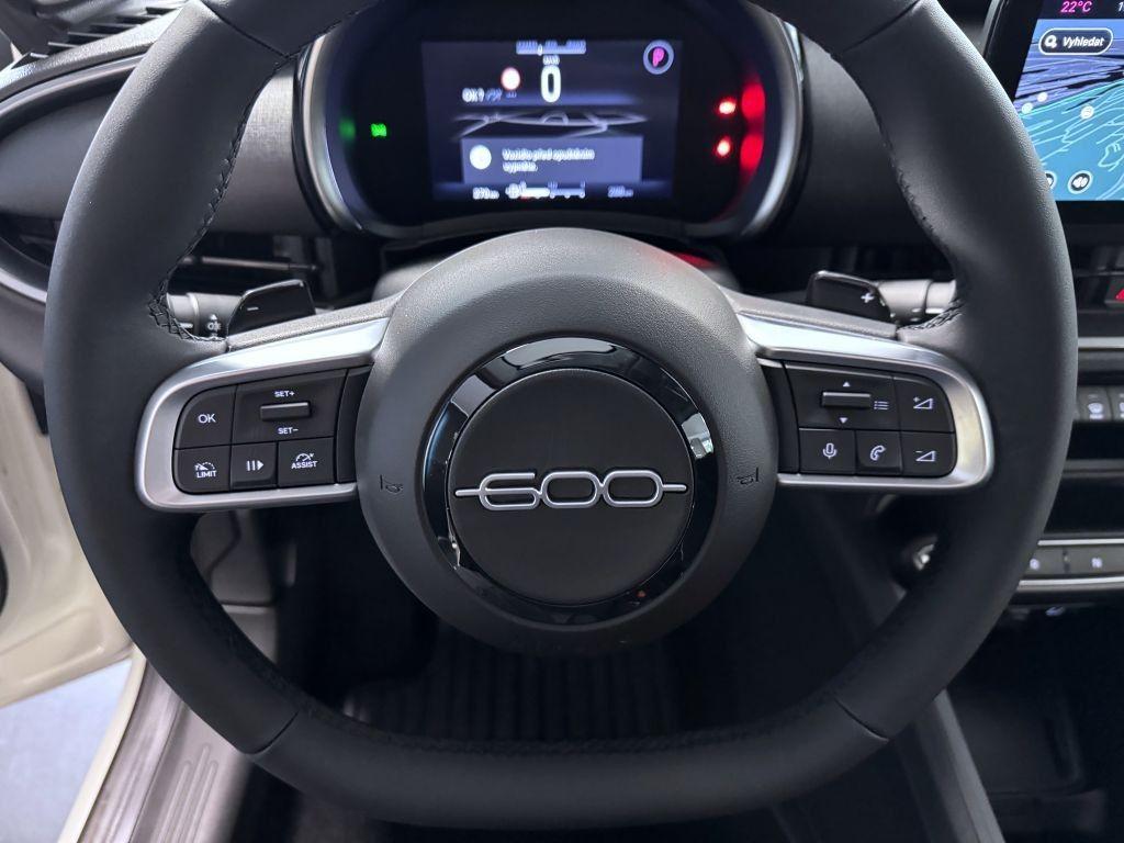 Fiat osobní 600 1.2 Turbo Hybrid 100k MHEV eDCT6 *302* e