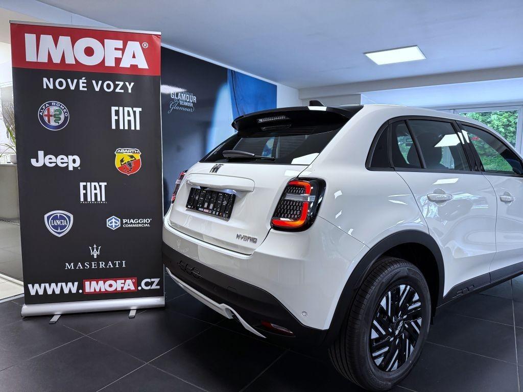 Fiat osobní 600 1.2 Turbo Hybrid 100k MHEV eDCT6 *302* e