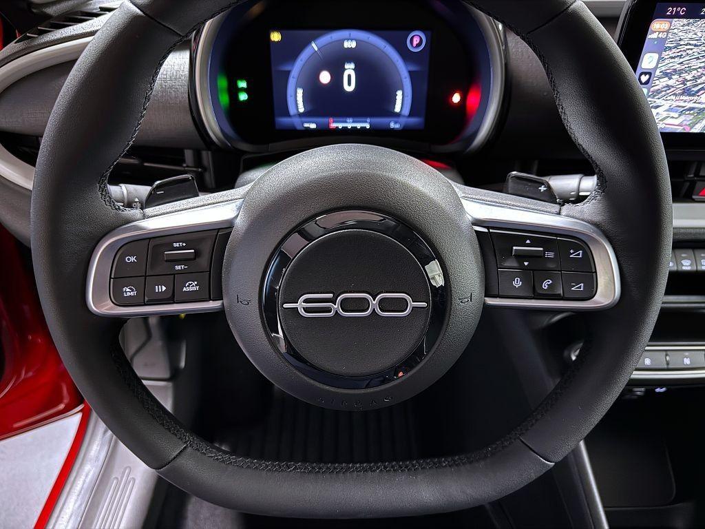 Fiat osobní 600 1.2 Turbo Hybrid 100k MHEV eDCT6 *309*