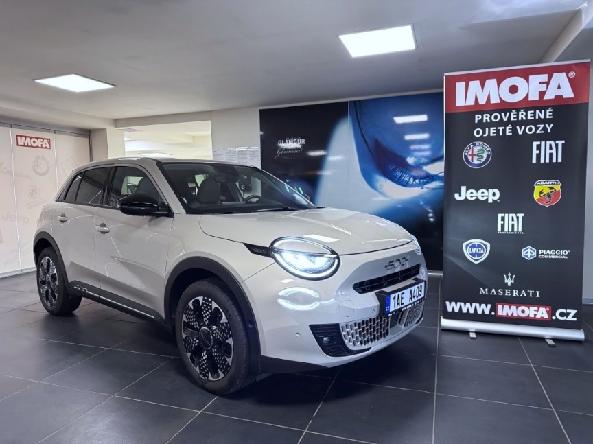 Fiat 600 1.2 Turbo Hybrid 100k MHEV eDCT6 La Prima