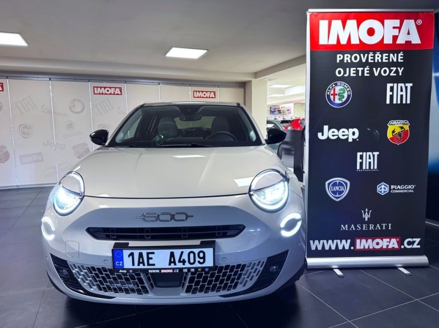 Fiat 600 1.2 Turbo Hybrid 100k MHEV eDCT6 La Prima