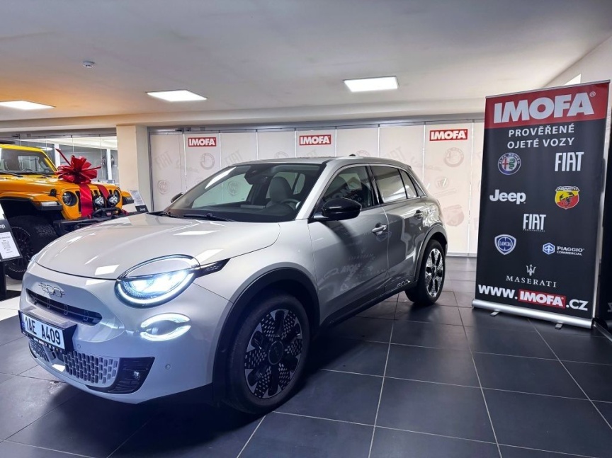 Fiat 600 1.2 Turbo Hybrid 100k MHEV eDCT6 La Prima