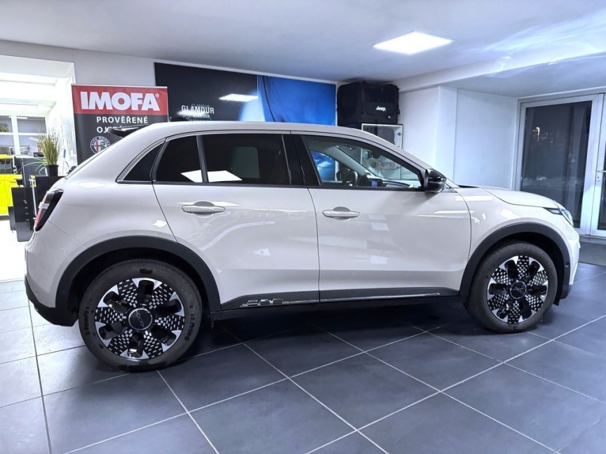 Fiat 600 1.2 Turbo Hybrid 100k MHEV eDCT6 La Prima