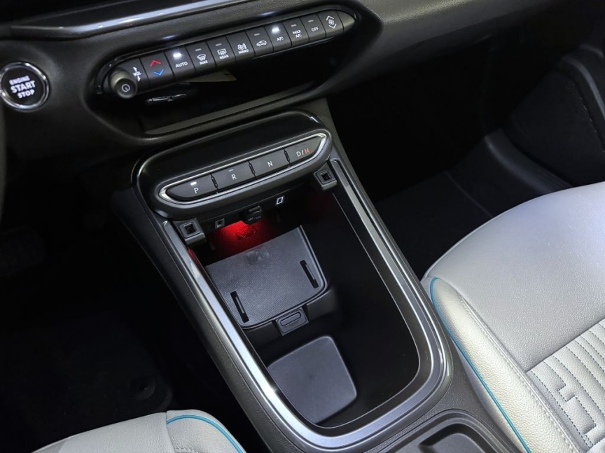 Fiat 600 1.2 Turbo Hybrid 145k MHEV eDCT6 La Prima *251* e