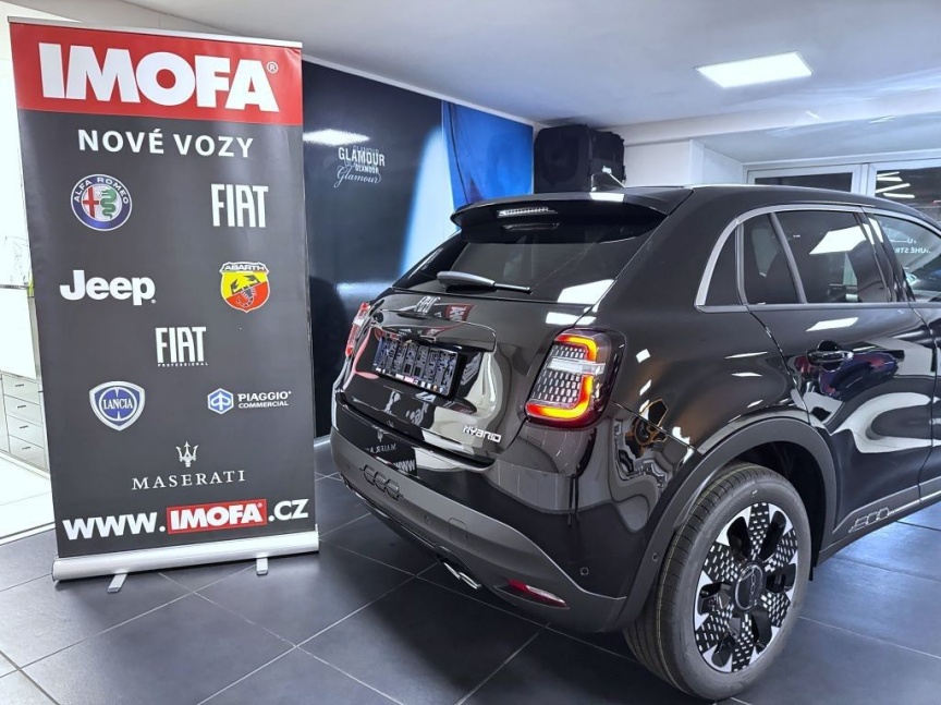 Fiat 600 1.2 Turbo Hybrid 145k MHEV eDCT6 La Prima *792* e