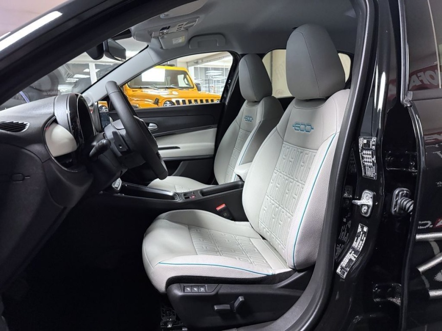 Fiat 600 1.2 Turbo Hybrid 145k MHEV eDCT6 La Prima *792* e