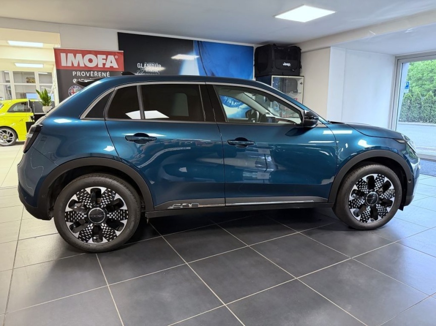 Fiat 600 1.2 Turbo Hybrid 145k MHEV eDCT6 La Prima B312