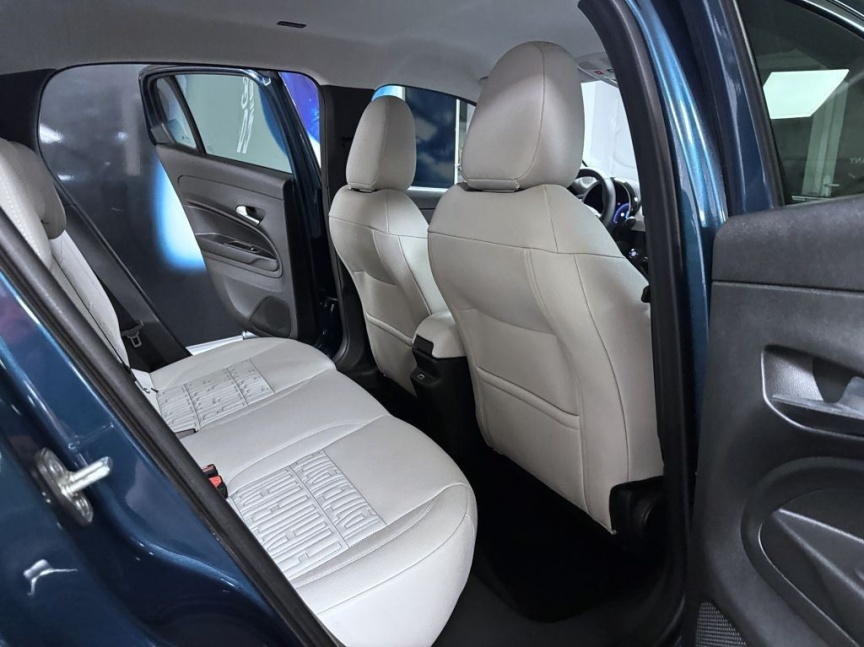 Fiat 600 1.2 Turbo Hybrid 145k MHEV eDCT6 La Prima B312