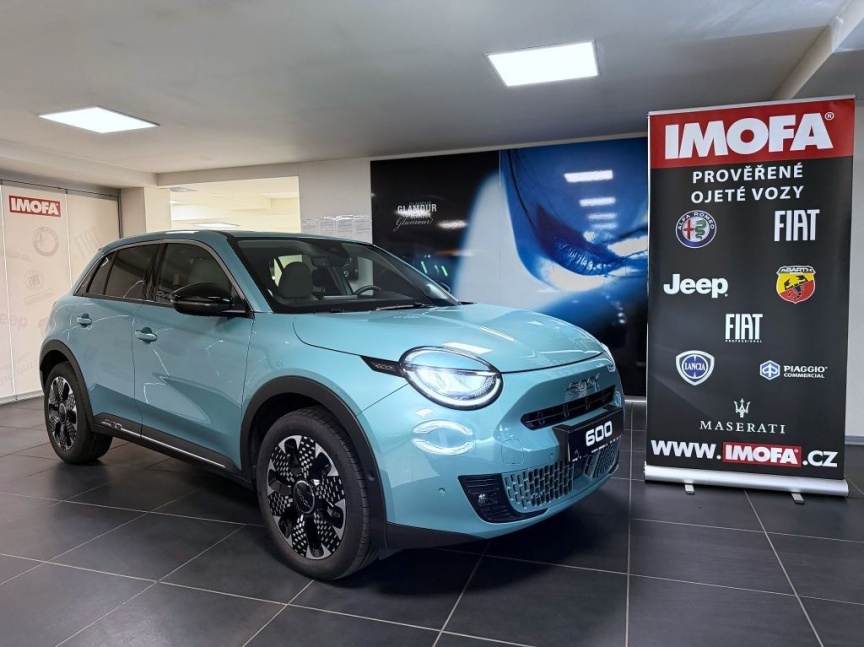 Fiat 600 1.2 Turbo Hybrid 145k MHEV eDCT6 La Prima B328