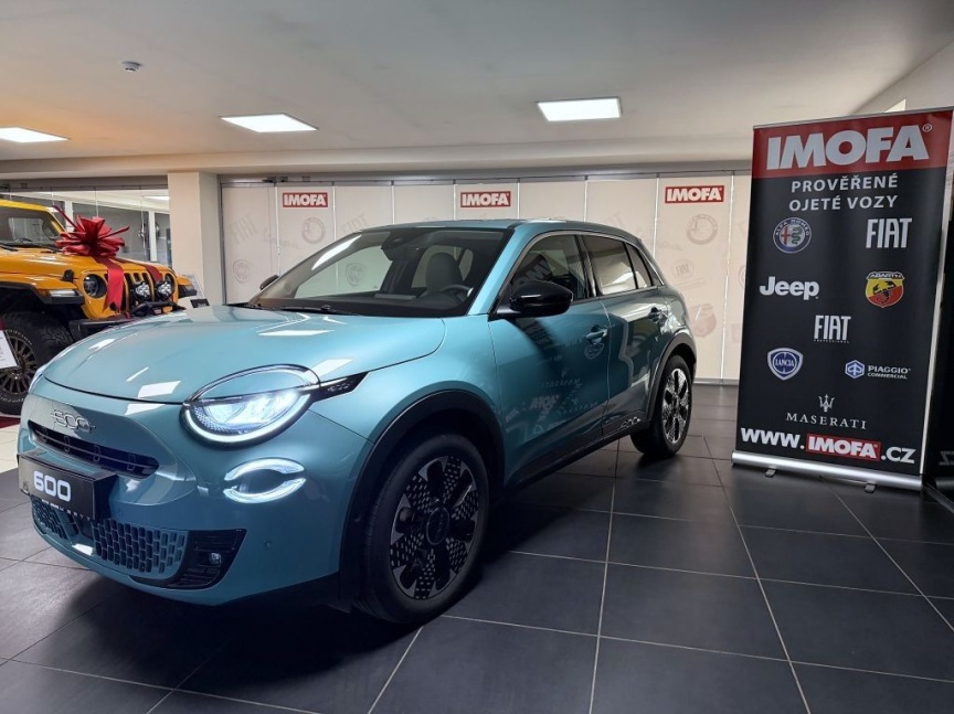 Fiat 600 1.2 Turbo Hybrid 145k MHEV eDCT6 La Prima B328
