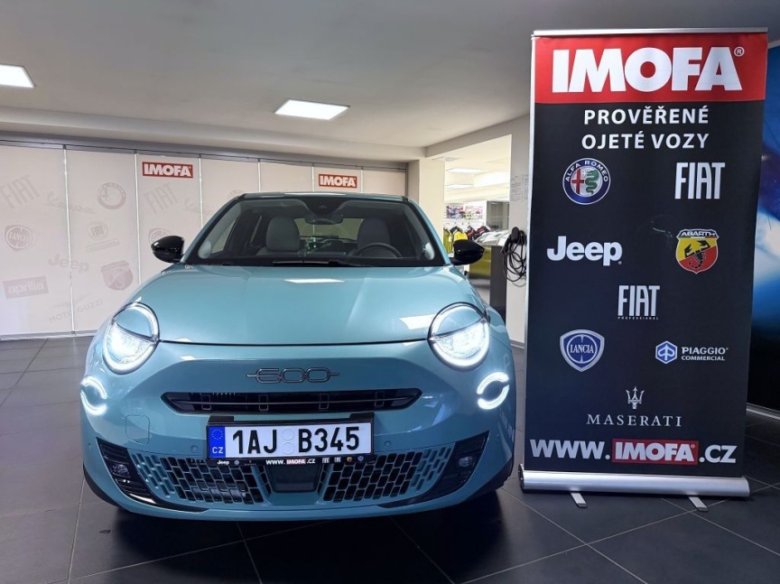 Fiat 600 1.2 Turbo Hybrid 145k MHEV eDCT6 La Prima B345