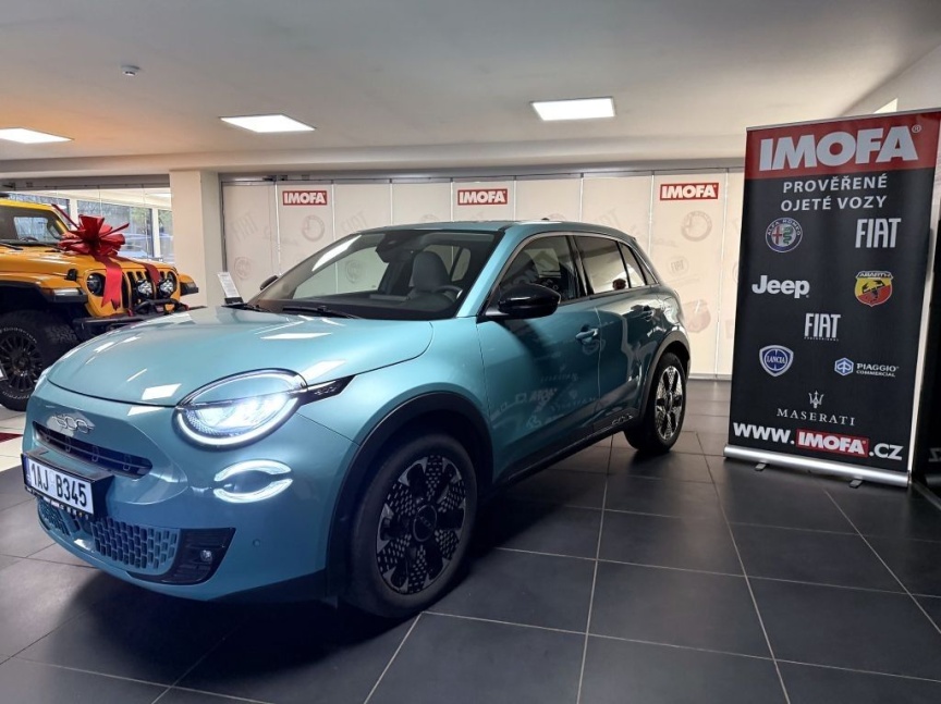 Fiat 600 1.2 Turbo Hybrid 145k MHEV eDCT6 La Prima B345