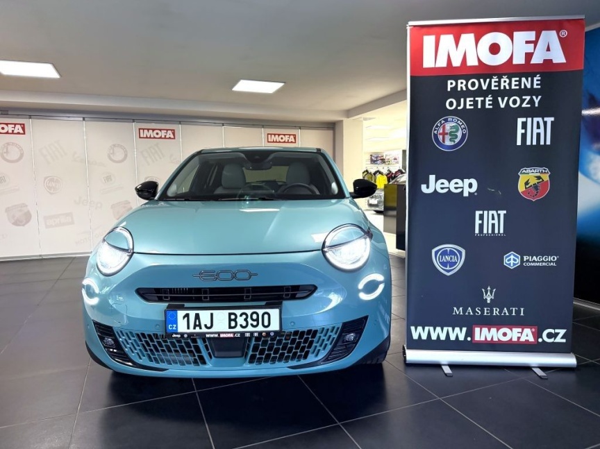 Fiat 600 1.2 Turbo Hybrid 145k MHEV eDCT6 La Prima B390