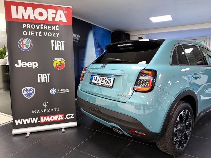 Fiat 600 1.2 Turbo Hybrid 145k MHEV eDCT6 La Prima B390