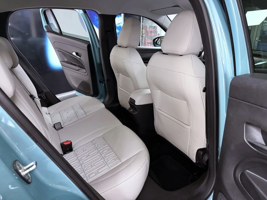 Fiat 600 1.2 Turbo Hybrid 145k MHEV eDCT6 La Prima B390