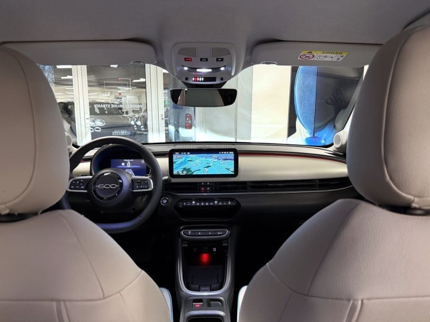 Fiat 600 1.2 Turbo Hybrid 145k MHEV eDCT6 La Prima B924