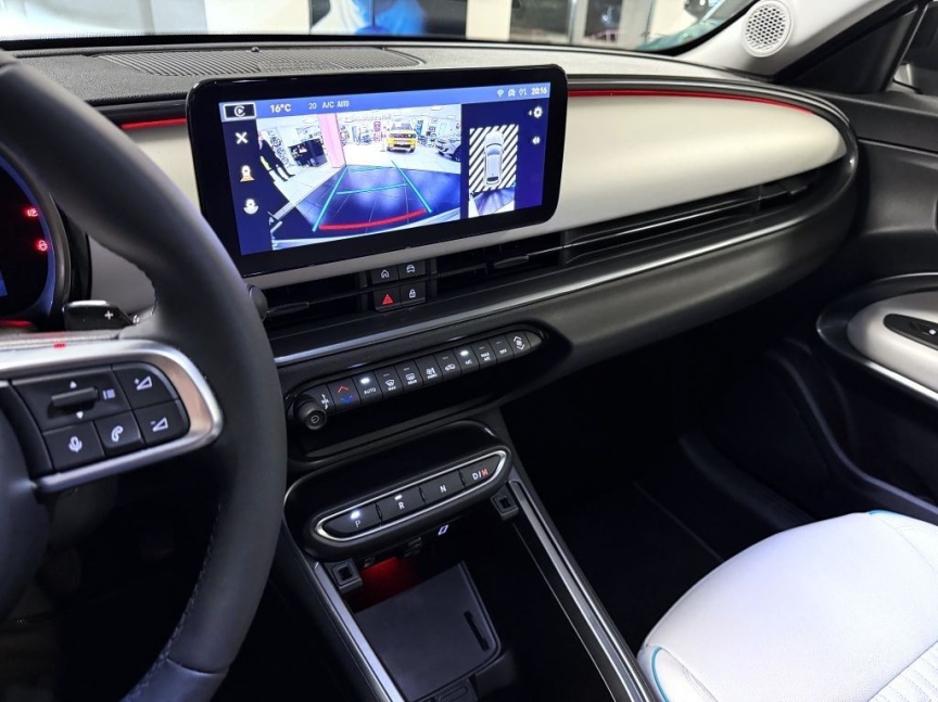 Fiat 600 1.2 Turbo Hybrid 145k MHEV eDCT6 La Prima C064