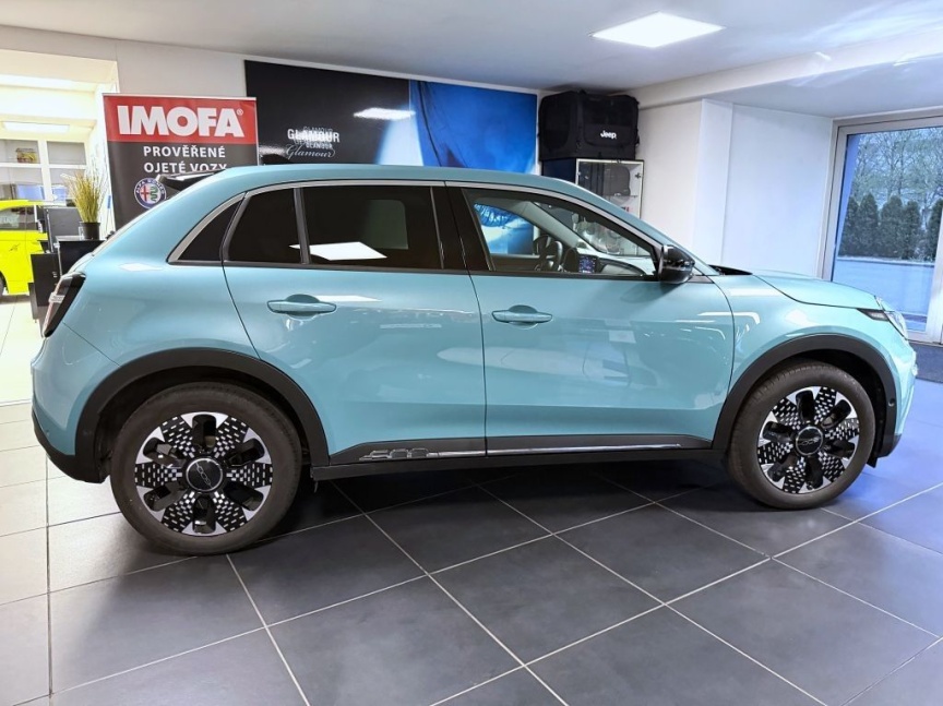 Fiat 600 1.2 Turbo Hybrid 145k MHEV eDCT6 La Prima C064