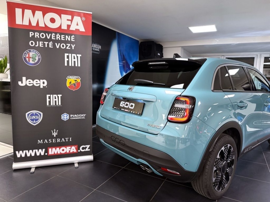 Fiat 600 1.2 Turbo Hybrid 145k MHEV eDCT6 La Prima C064