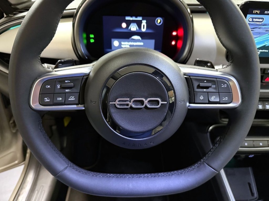 Fiat 600 1.2 Turbo Hybrid 145k MHEV eDCT6 La Prima