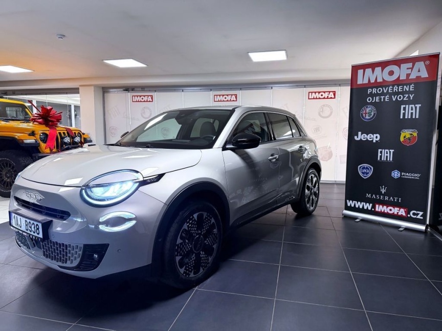 Fiat 600 1.2 Turbo Hybrid 145k MHEV eDCT6 La Prima