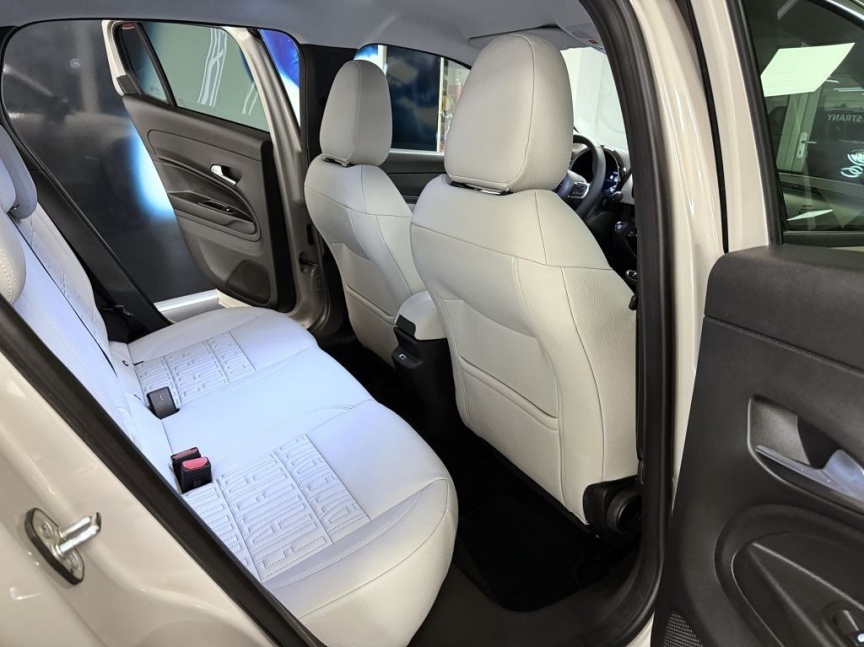 Fiat 600 1.2 Turbo Hybrid 145k MHEV eDCT6 La Prima