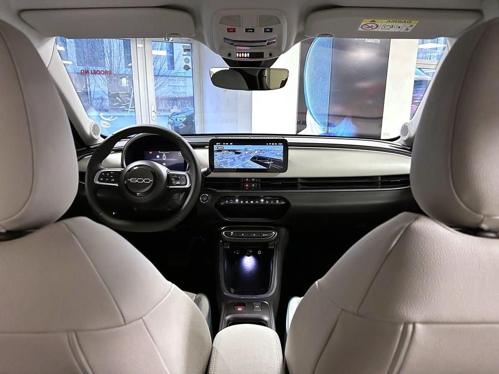 Fiat osobní 600e BEV 54 kWh 156k La Prima *190* e