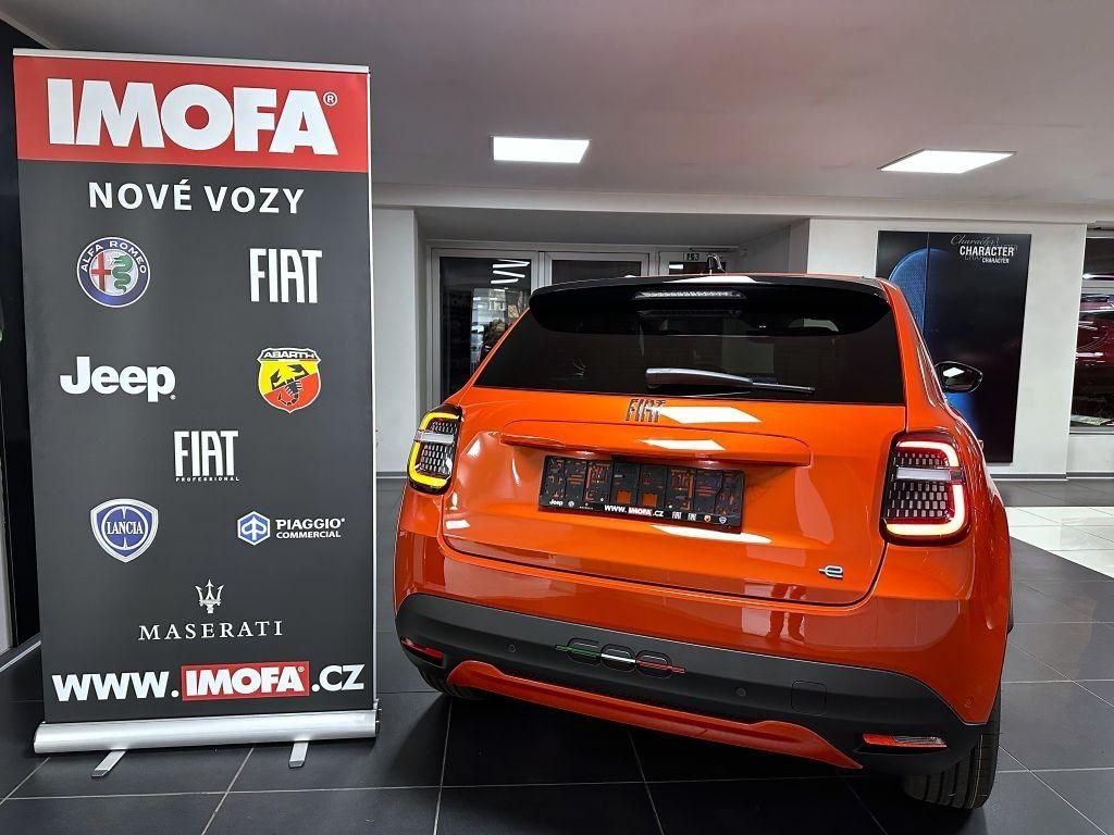 Fiat osobní 600e BEV 54 kWh 156k La Prima *190* e