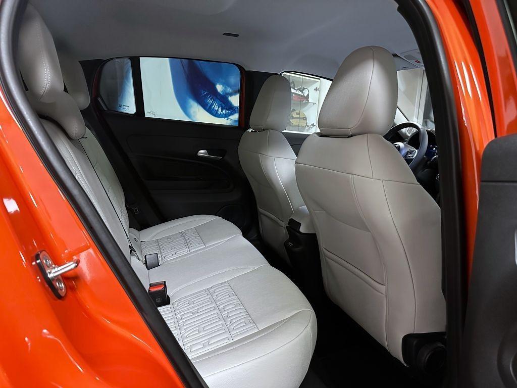 Fiat osobní 600e BEV 54 kWh 156k La Prima *190* e