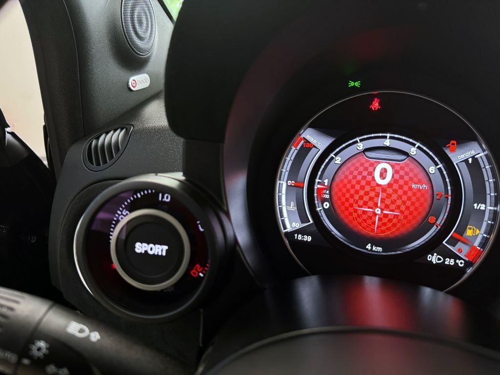Abarth 695 1.4 Turbo T-Jet 180k MT 75th Anniversario *630*
