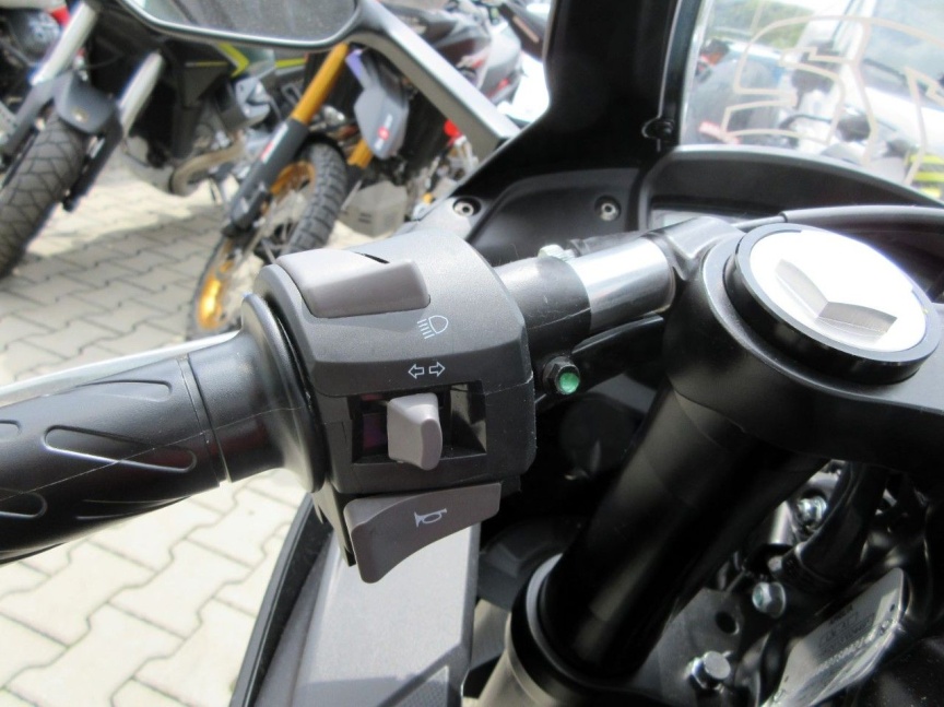 Aprilia RS 125 GP replica "BEZZ"