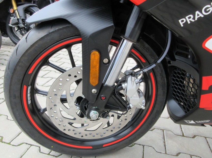 Aprilia RS 125 GP replica "BEZZ"