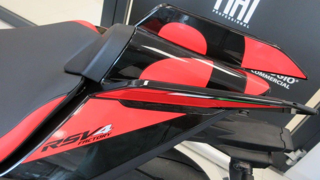 Aprilia RSV4 1100 FACTORY MY25