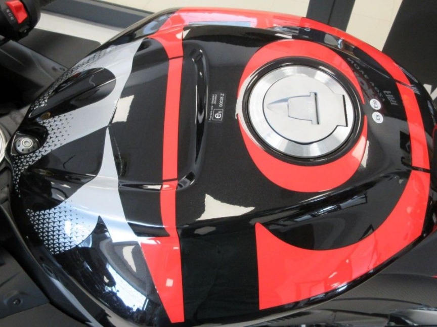 Aprilia RSV4 1100 FACTORY MY25