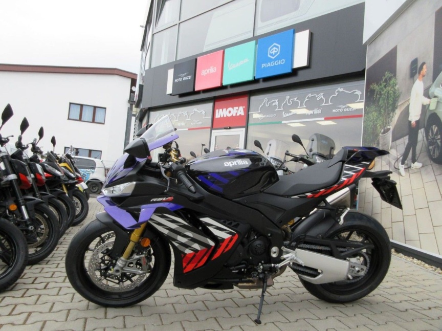 Aprilia RSV4 1100 FACTORY MY26