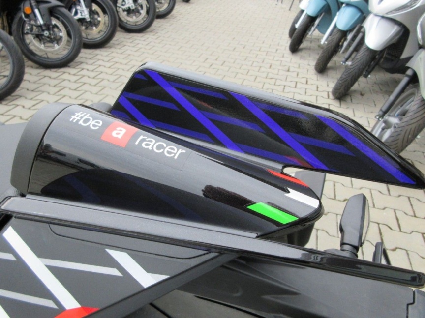 Aprilia RSV4 1100 FACTORY MY26